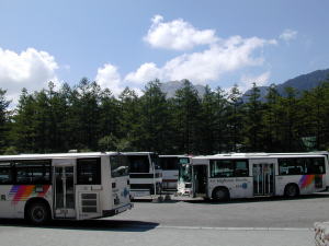 上高地バスターミナル